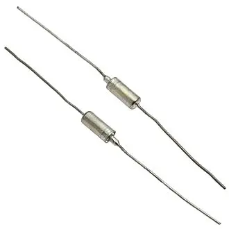 К53-18В 32в 2,2 мкФ фото 2 К53-18В 32в 2,2 мкФ фото 2